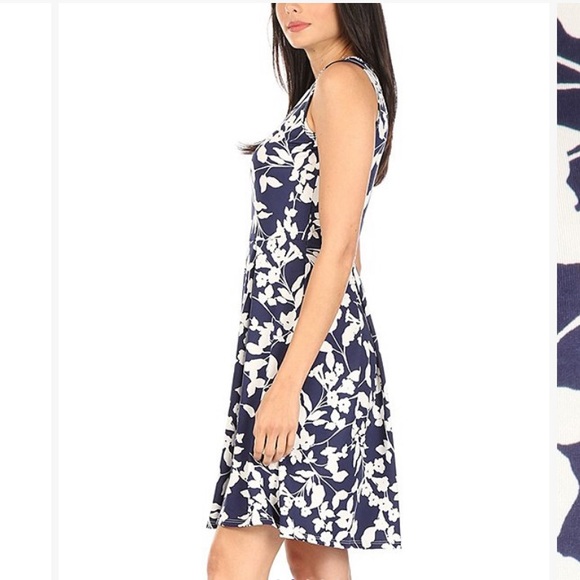 Navy & White Floral Sleeveless Dress, M - Picture 2 of 5